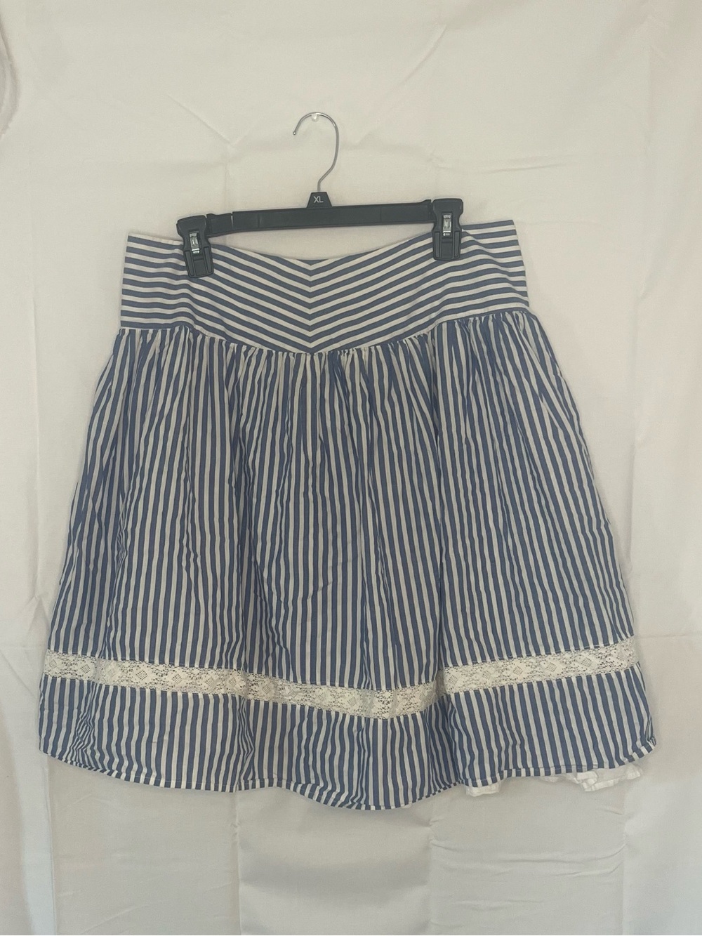 American Living Navy and White Striped Skater Skirt Size 10 with Lace Band